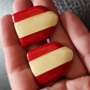 VTG M.JENT clip on earrings